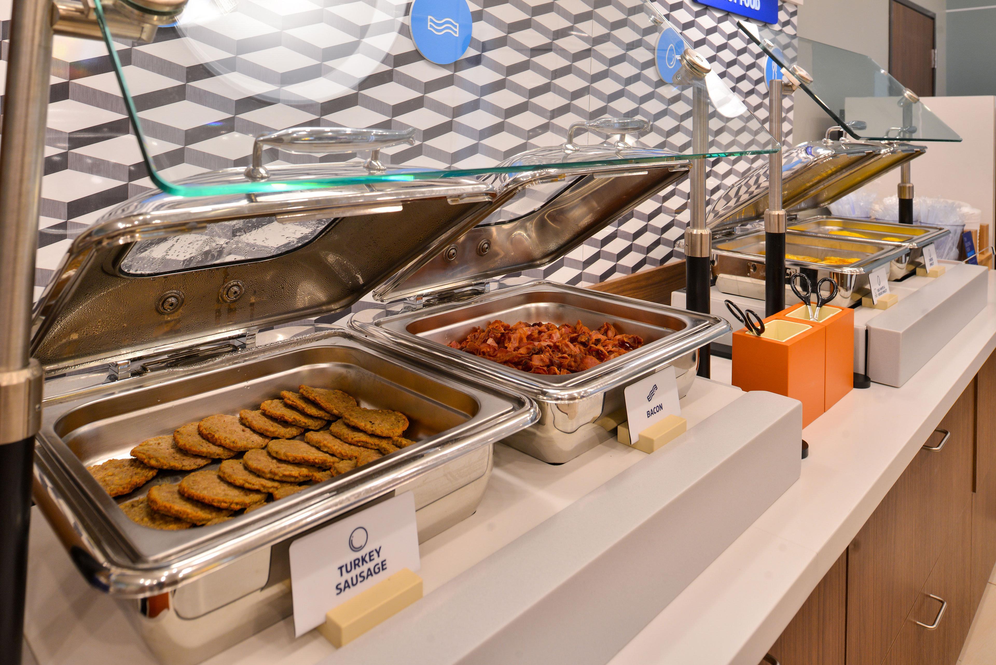 Holiday Inn Express & Suites Fairmont By Ihg Luaran gambar