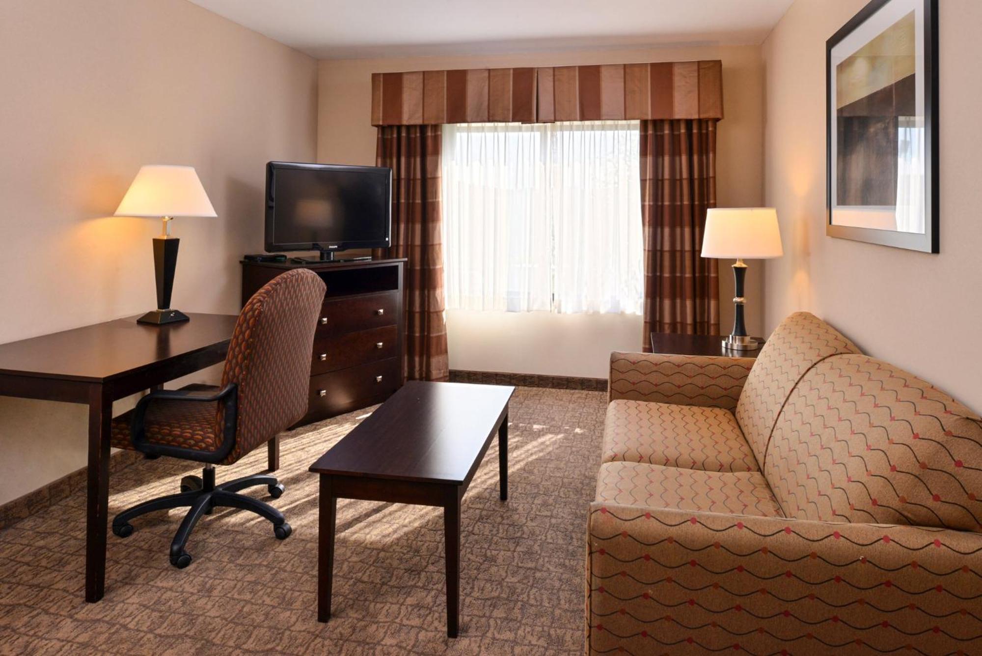 Holiday Inn Express & Suites Fairmont By Ihg Luaran gambar