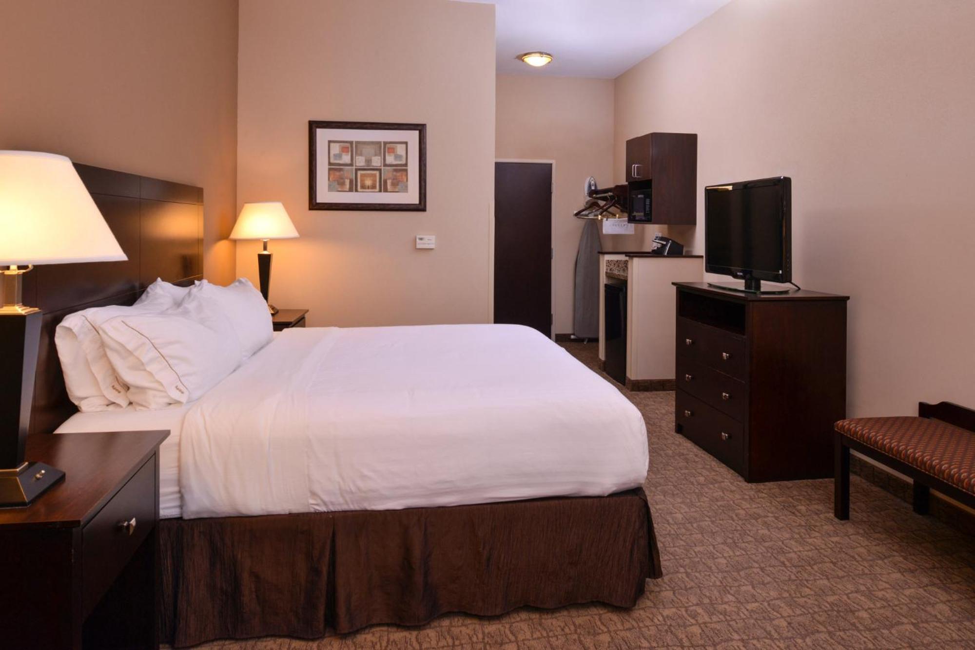 Holiday Inn Express & Suites Fairmont By Ihg Luaran gambar
