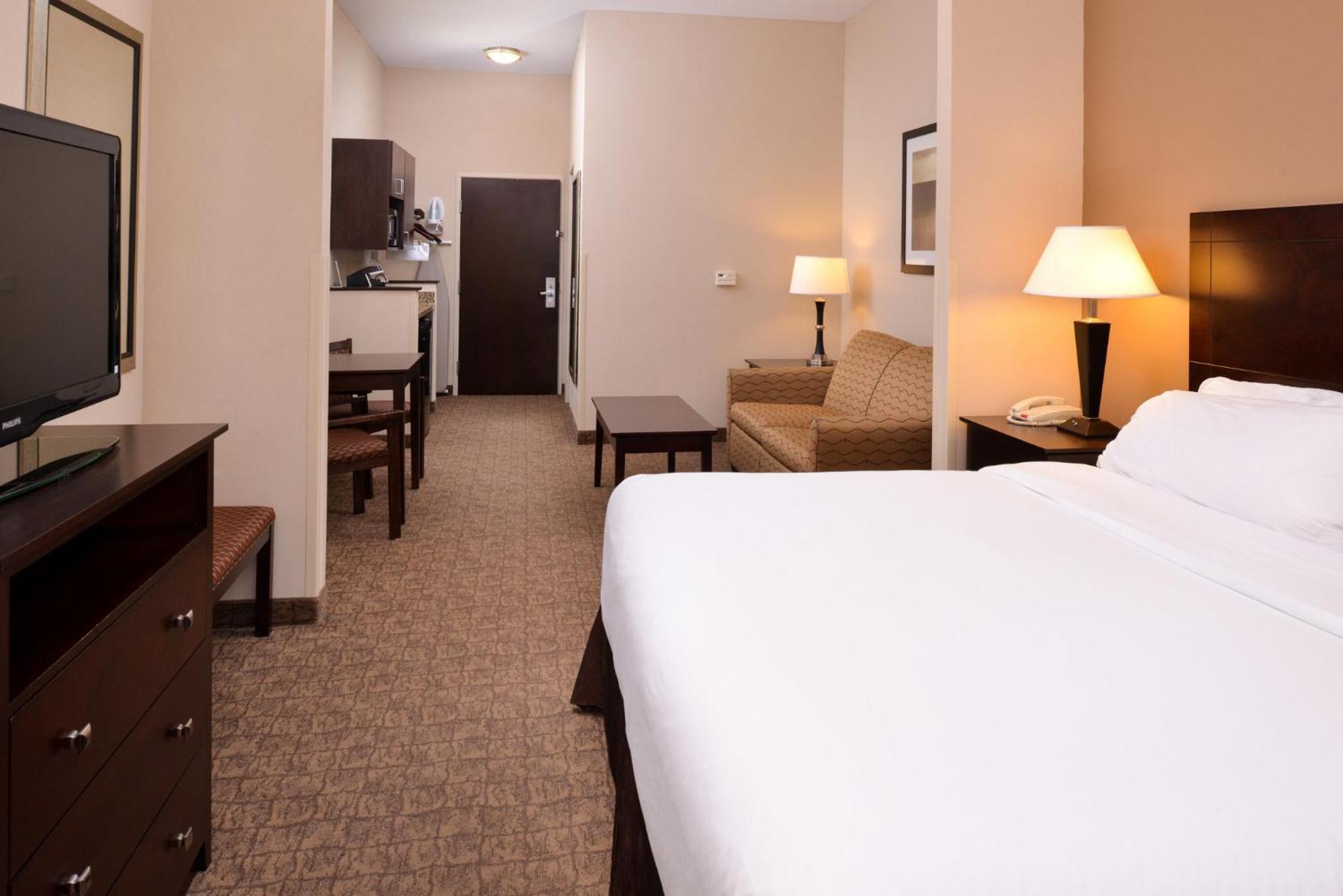 Holiday Inn Express & Suites Fairmont By Ihg Luaran gambar
